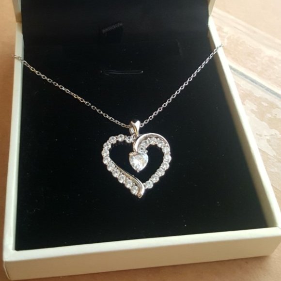 Jewelry - Billie Bijoux 925 Sliver, heart shaped necklace with CZ diamonds